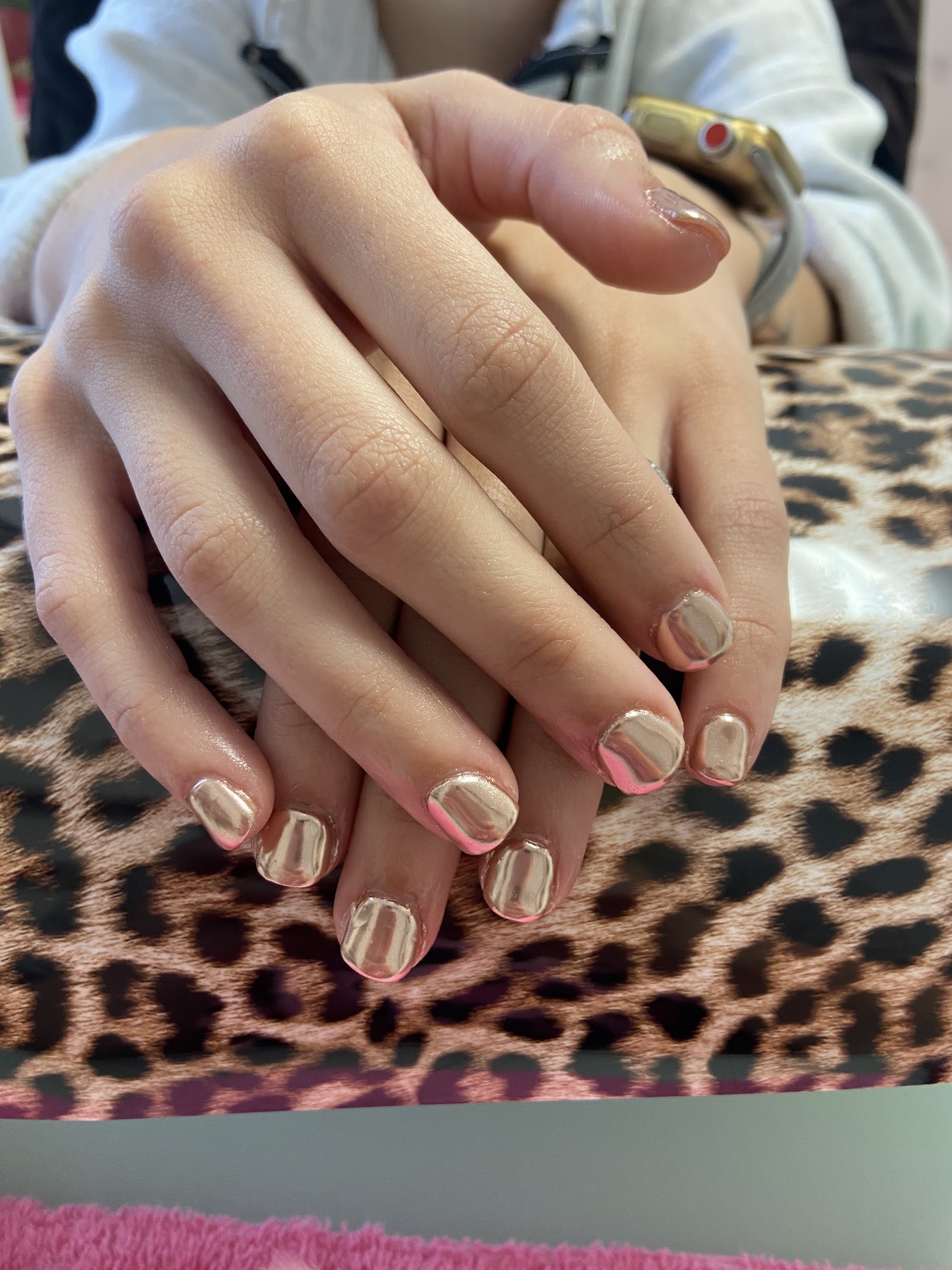 Chic Nails by Courtney logo